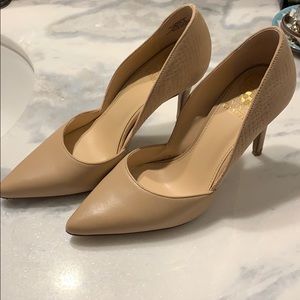 Vince Camuto Nude Pumps